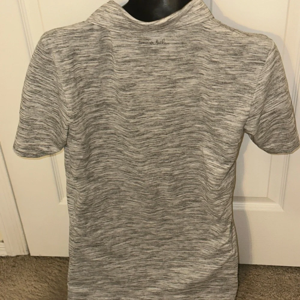 Men’s pre own size S small Travis Mathew grey polo shirt - Picture 4 of 5